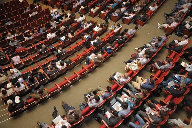 Comment le marketing d'influence transforme les médias modernes