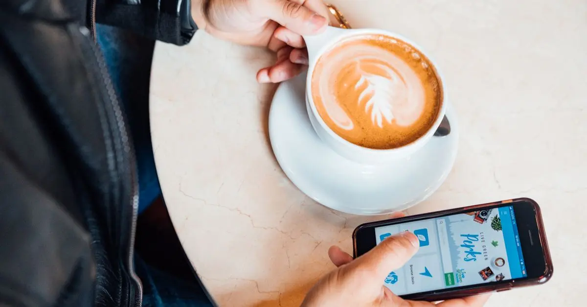 Comment les médias sociaux transforment la relation client