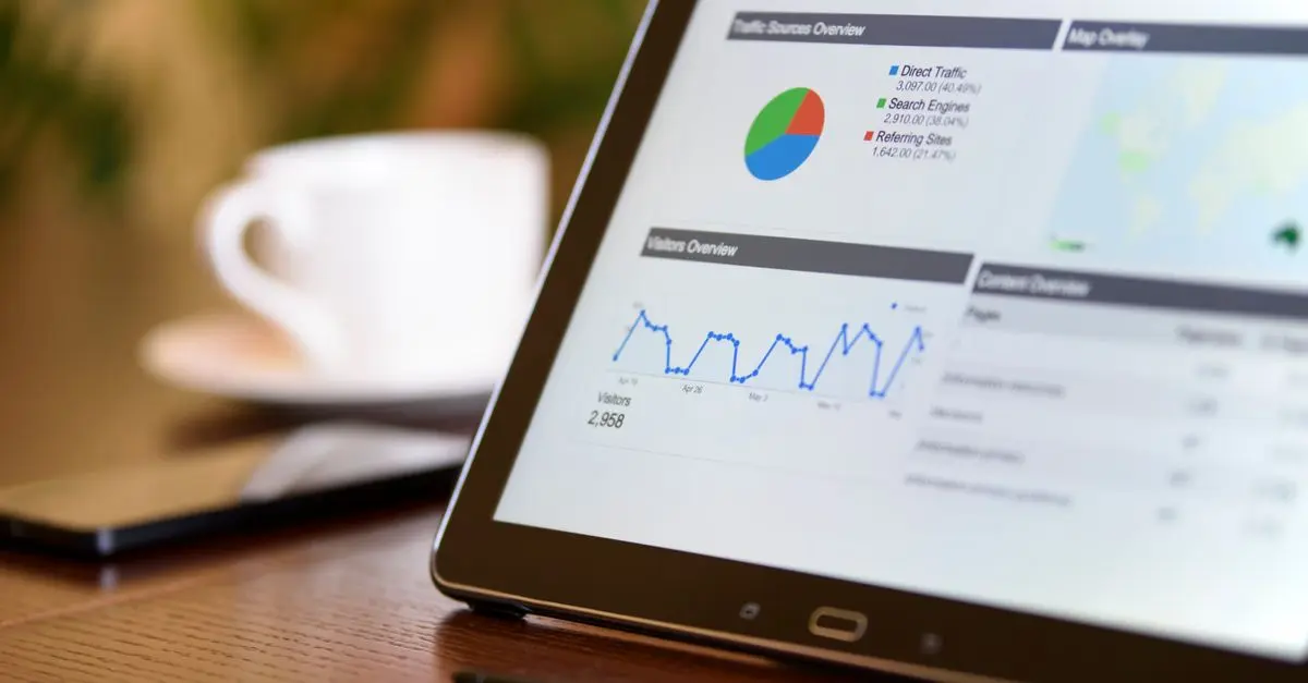Les différences entre le SEO et le SEM expliquées